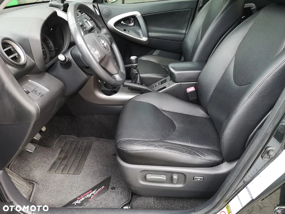 Toyota RAV4 2.2 D-CAT 4x4 Executive - 22