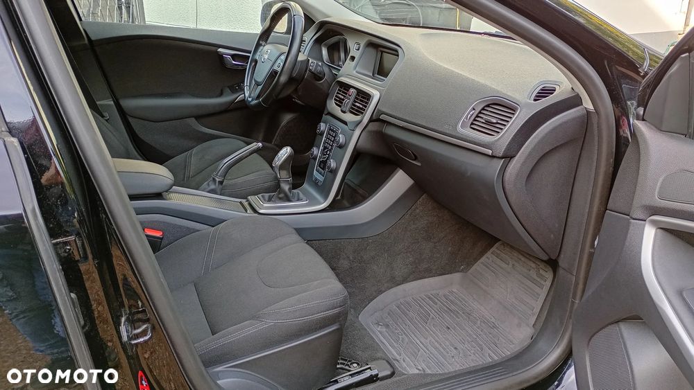 Volvo V40 - 11
