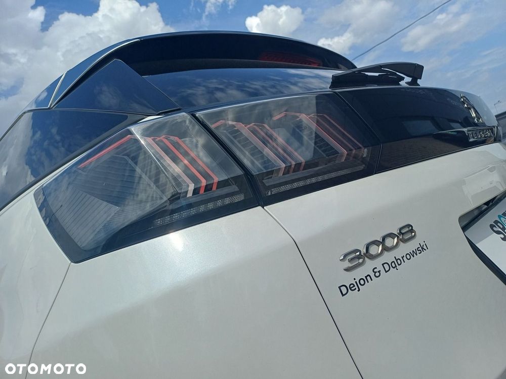 Peugeot 3008 1.2 PureTech Allure Pack S&S EAT8 - 11