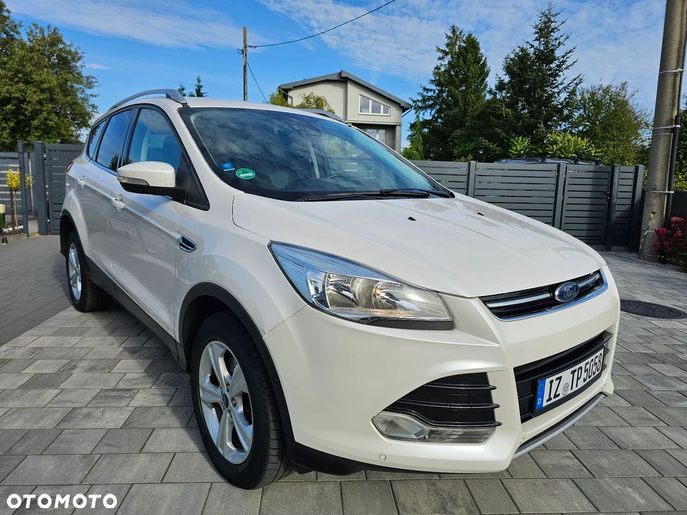 Ford Kuga 2.0 TDCi 2x4 Titanium - 27