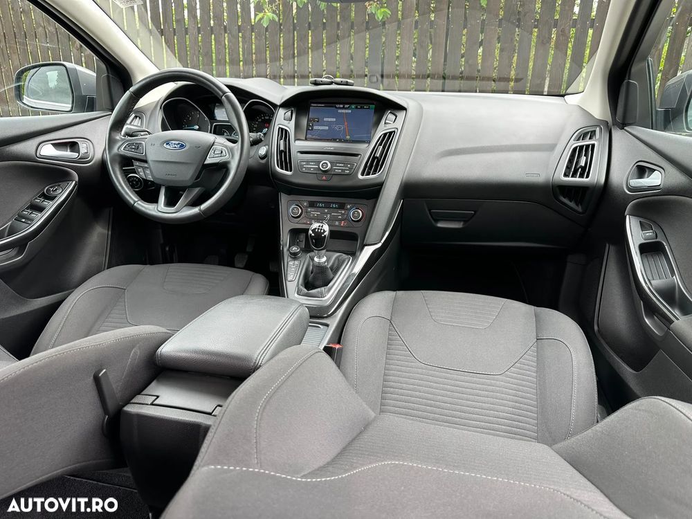 Ford Focus 1.5 TDCi Titanium - 23