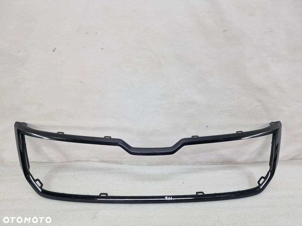 SKODA KODIAQ RS 17- RAMKA ATRAPY / GRILLA PRZEDNIEGO PRZÓD , NR 565853761A , NR AUKCJI GL811 - 1