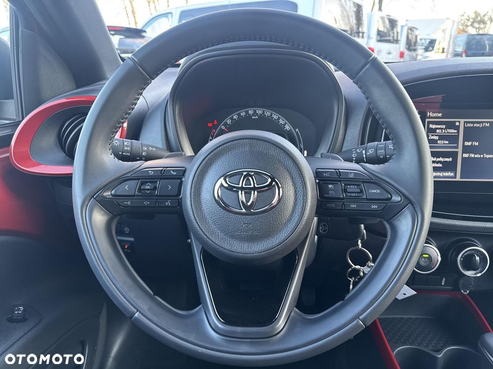 Toyota Aygo X 1.0 VVT-i Style CVT - 21