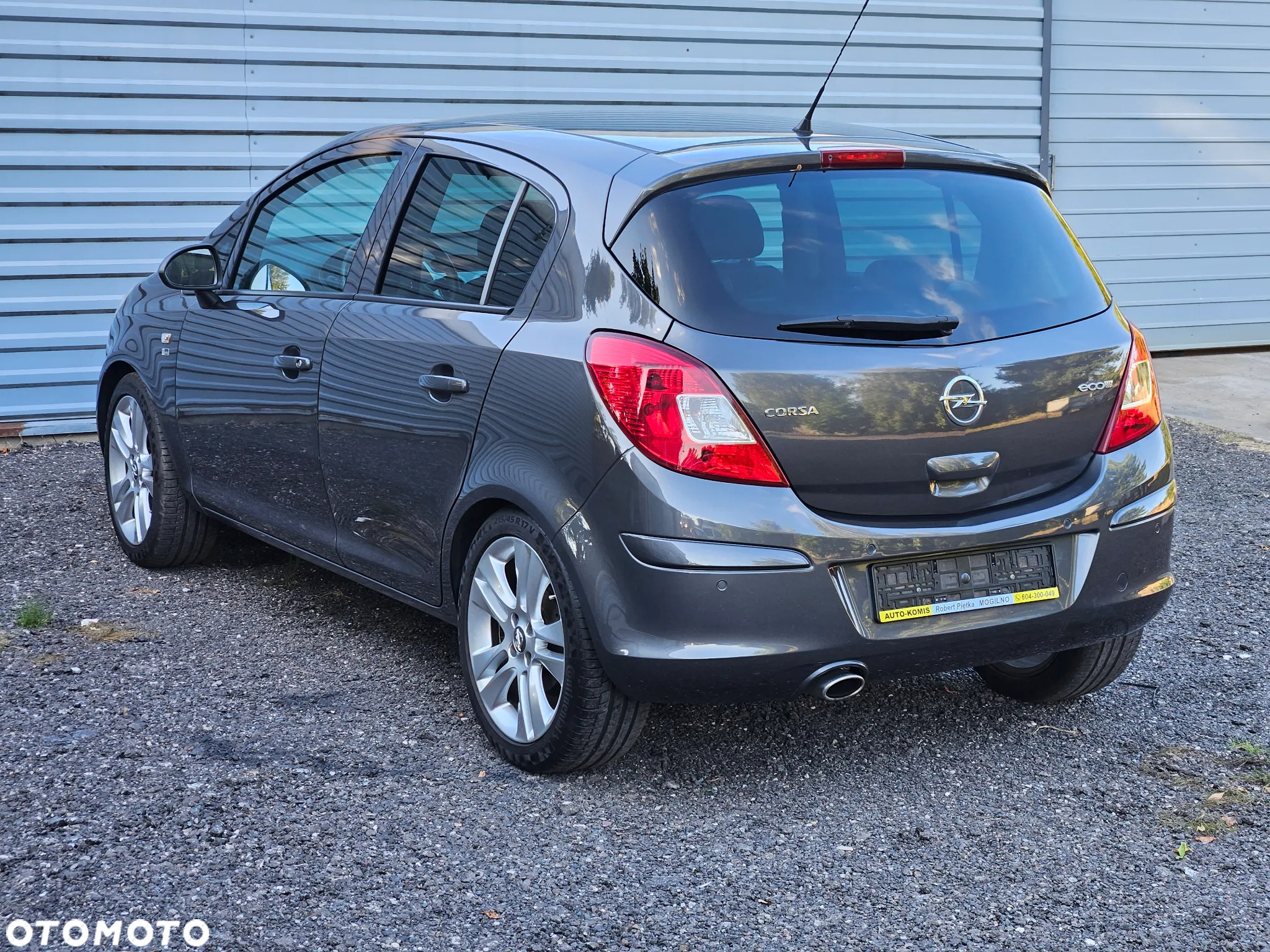 Opel Corsa 1.2 16V Edition 150 - 4