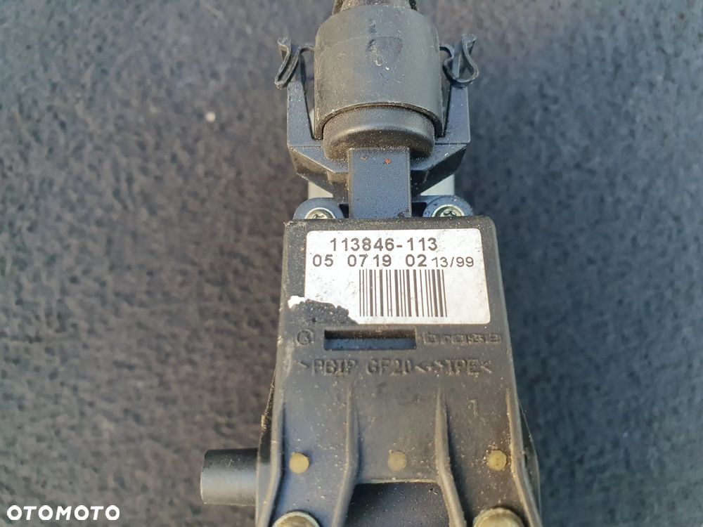 AUDI A4 B5 SILNICZEK PODNOSZENIA SZYBY LEWY PRZÓD 8D0959801D 113846-113 BROSE POSIADAM 2SZT - 3