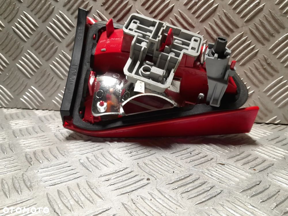 AUDI A4 B8 LAMPA PRAWA TYLNA PRWY TYŁ W KLAPE KOMBI 8K9945094 - 8
