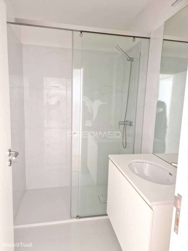 Apartamento T1 NOVO  coração da Ribeira junto Rio Douro - Grande imagem: 5/8