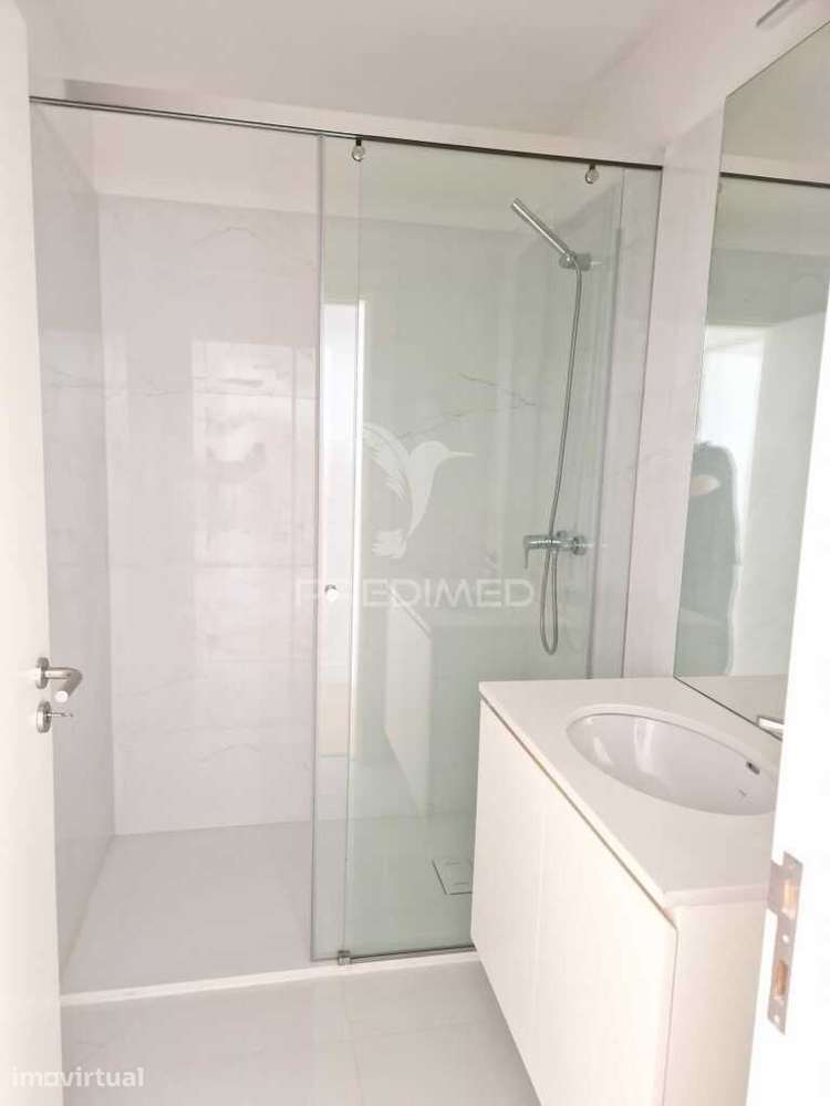 Apartamento T1 NOVO  coração da Ribeira junto Rio Douro - Grande imagem: 5/8