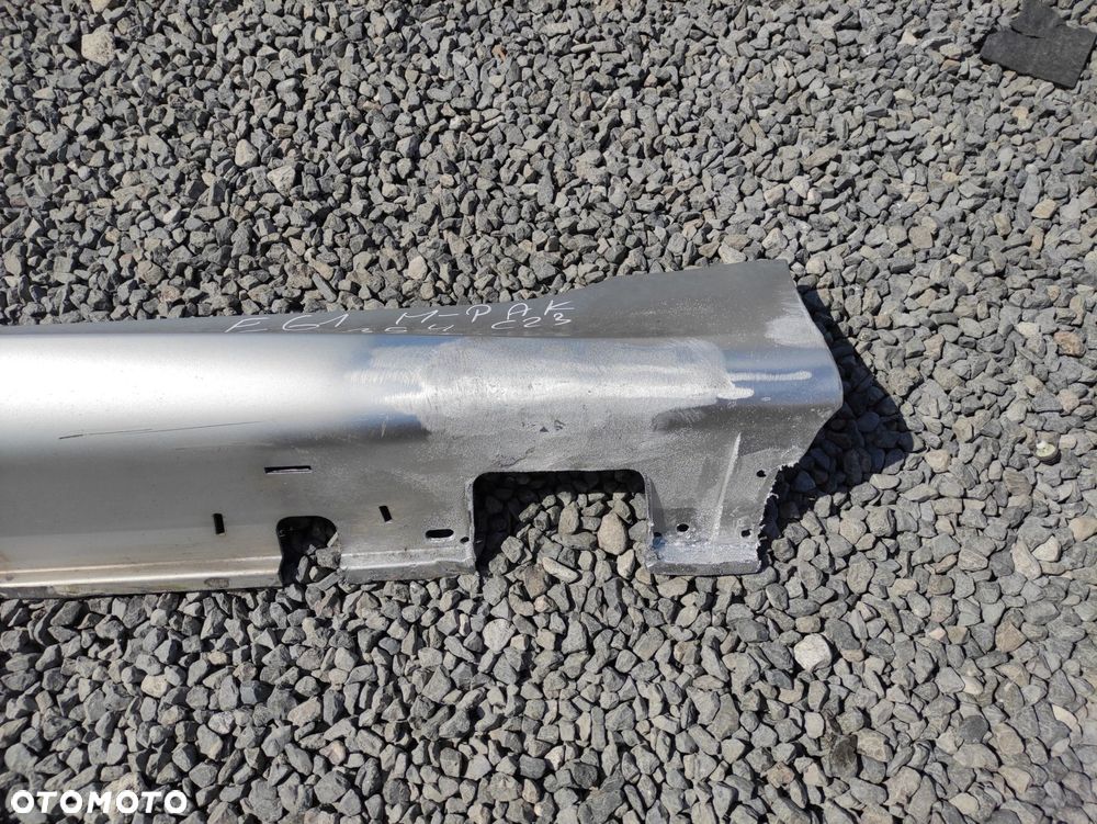 LISTWA PROGOWA LEWA BMW E60 E61 M PAKIET 354 TITANSILBER - 6