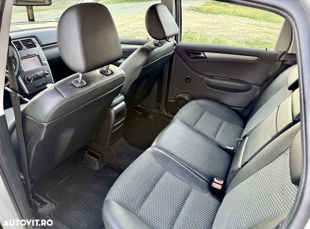 Mercedes-Benz B 200 - 4