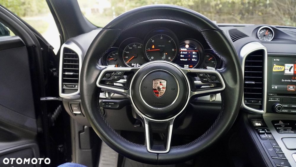 Porsche Cayenne Diesel Platinum Edition - 13