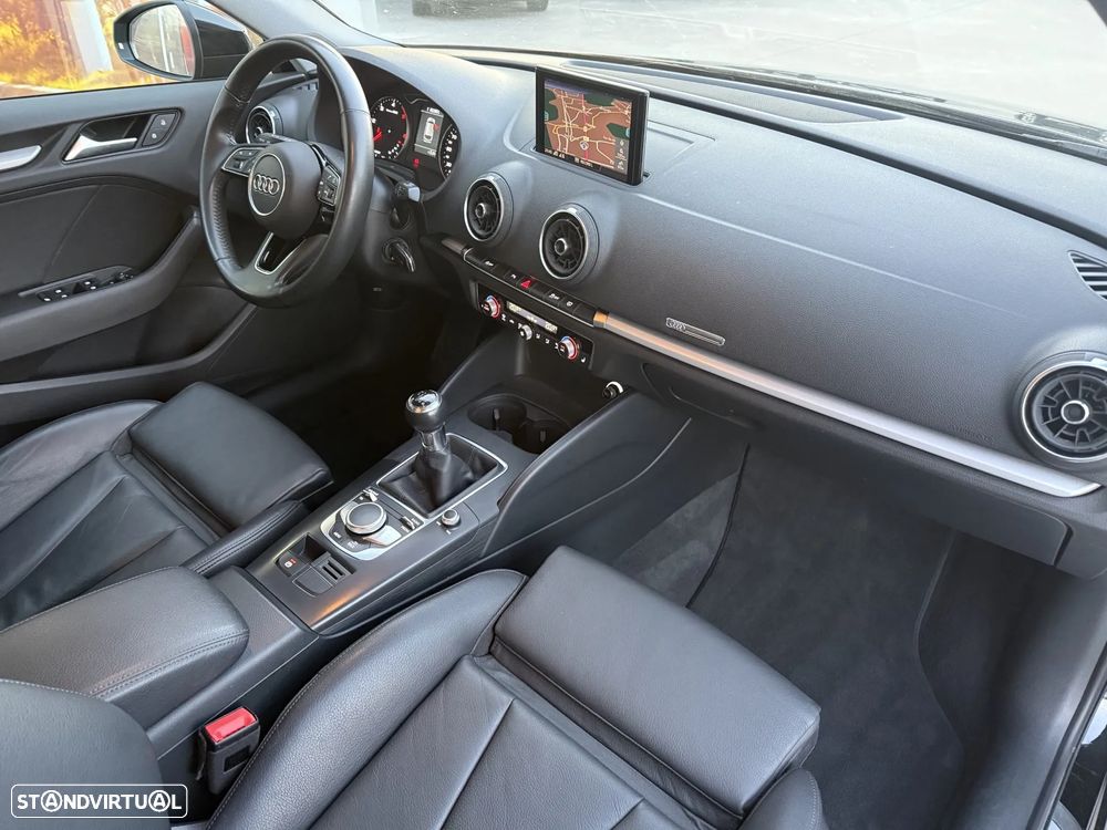 Audi A3 Sportback 30 TDI S-line - 6