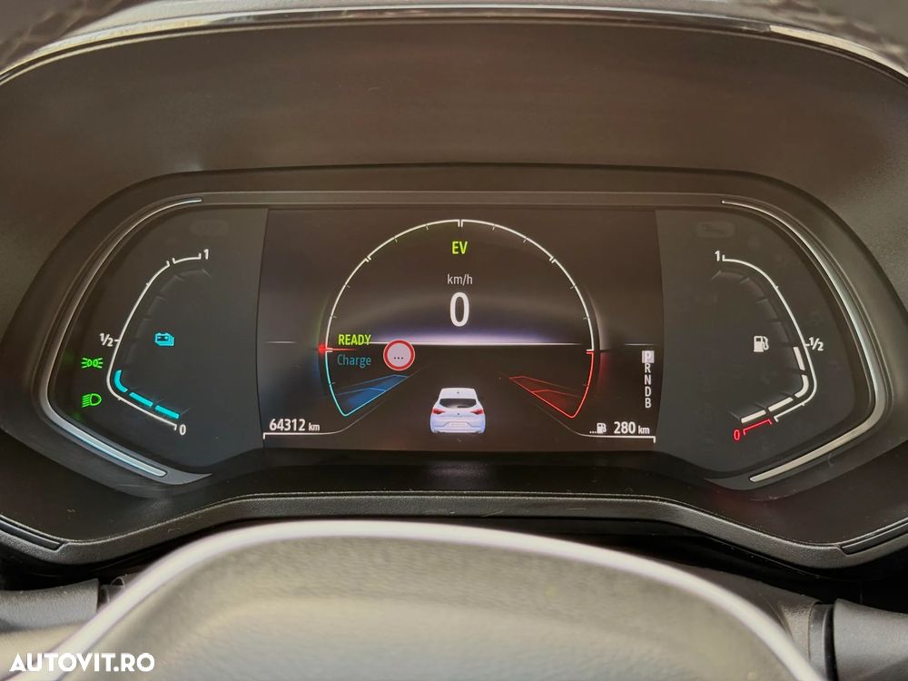 Renault Clio V full hybrid 145 Techno - 11