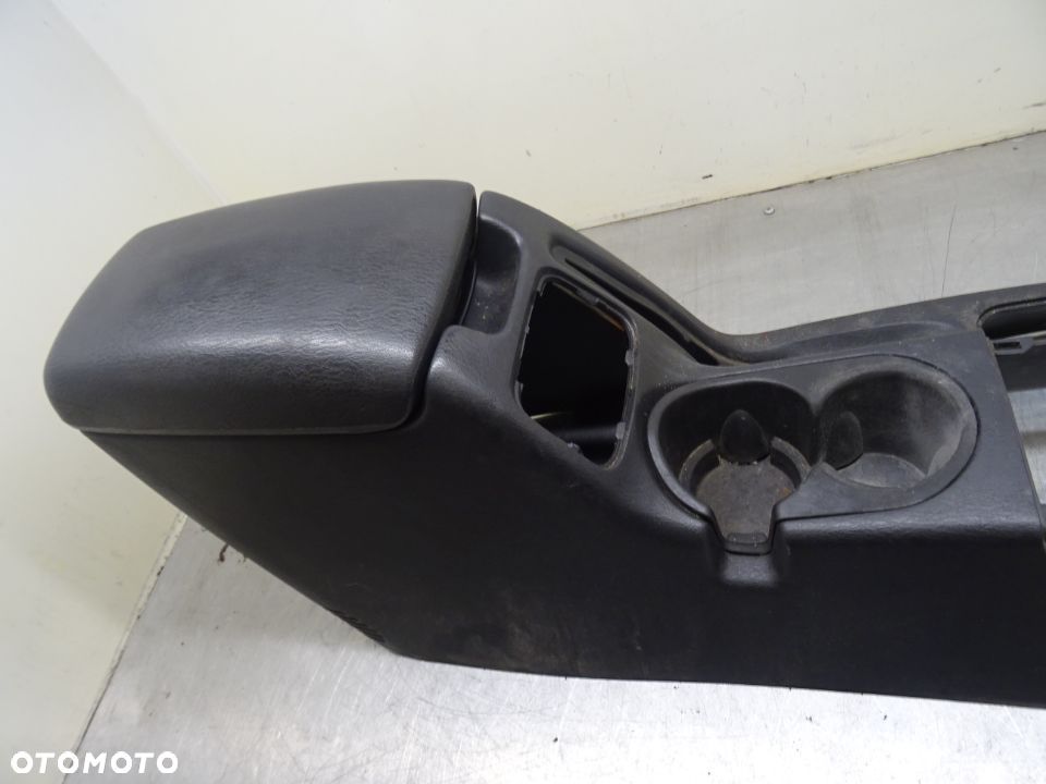 JEEP CHEROKEE KJ LIBERTY 01-05 3.7 TUNEL PODŁOKIETNIK - 3