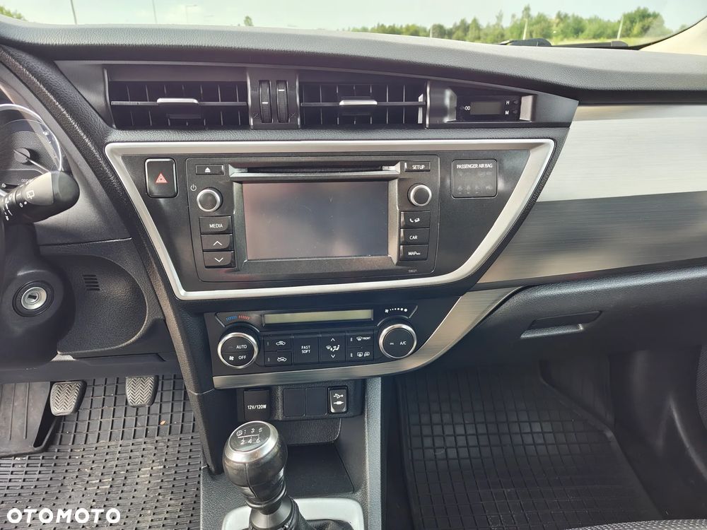 Toyota Auris 1.33 Dual-VVT-i Edition - 18