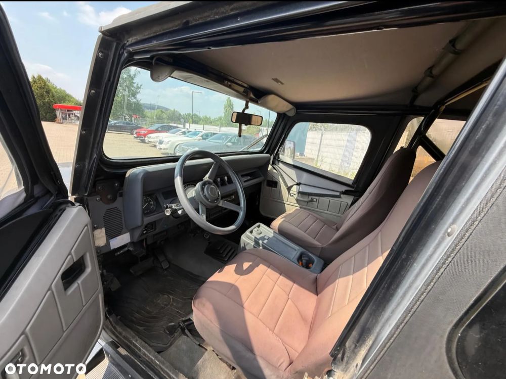 Jeep Wrangler - 22