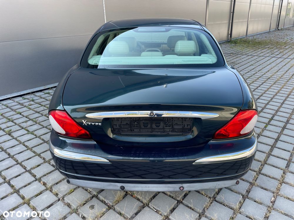Jaguar X-Type Estate 2.0 V6 Executive - 13