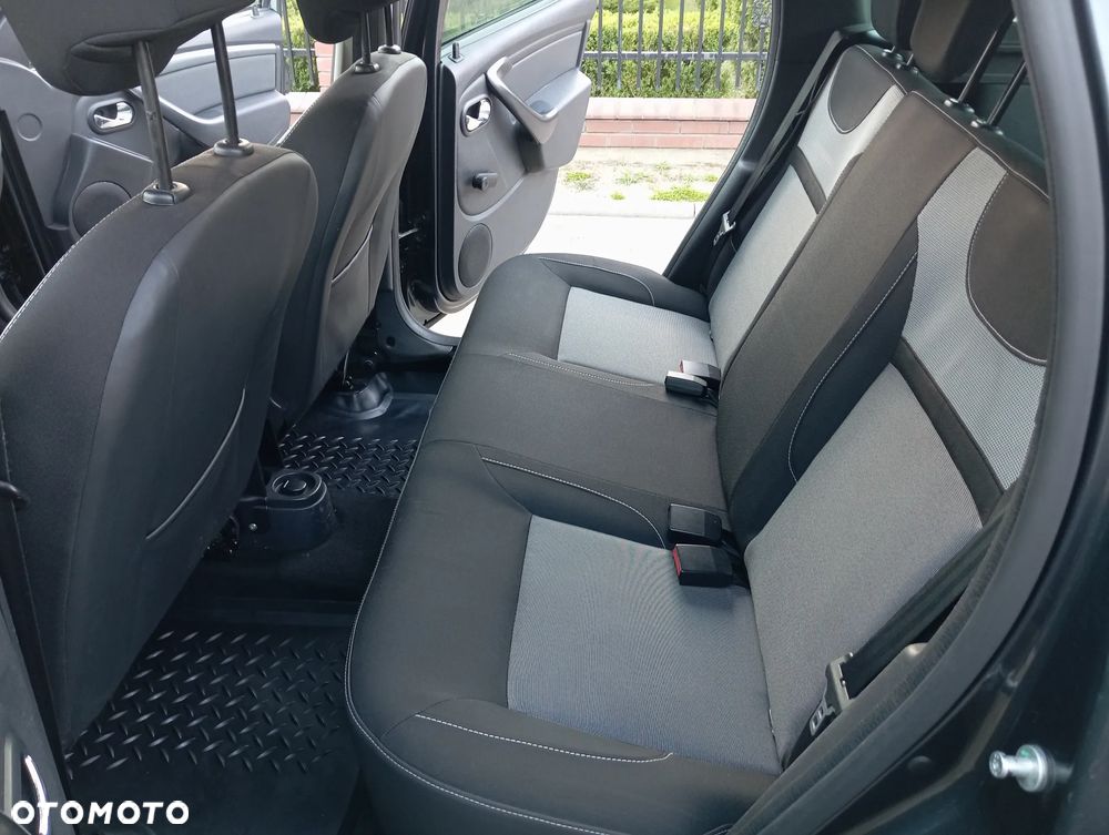 Dacia Duster 1.6 SCe Laureate S&S - 35