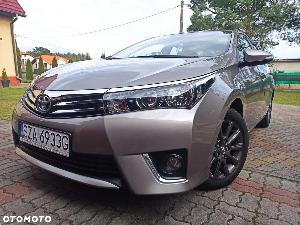 Toyota Corolla 1.6 Premium - 1