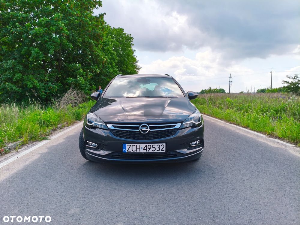 Opel Astra 1.4 T Elite - 4