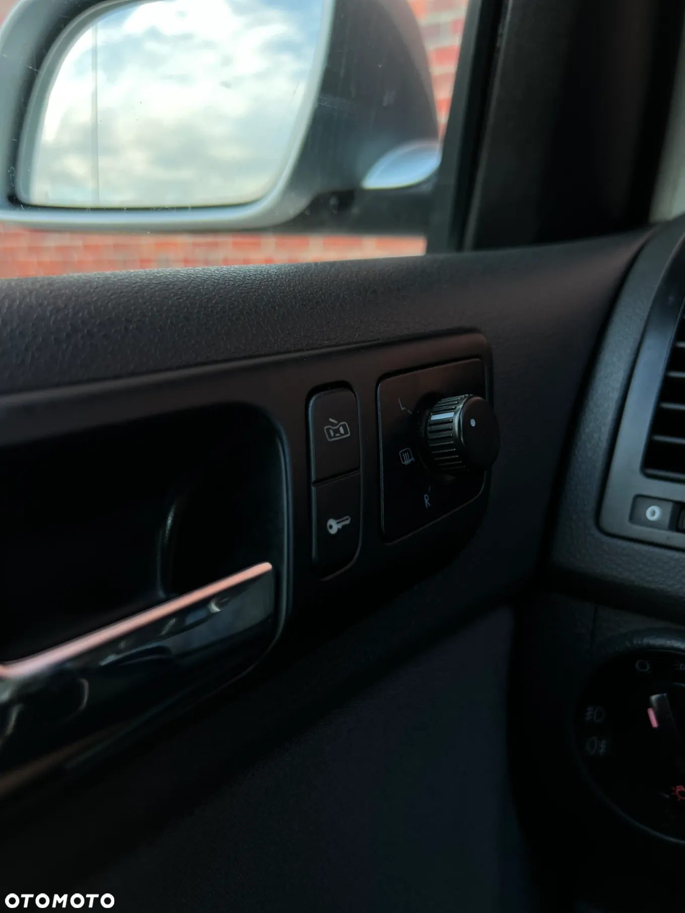 Volkswagen Polo - 22