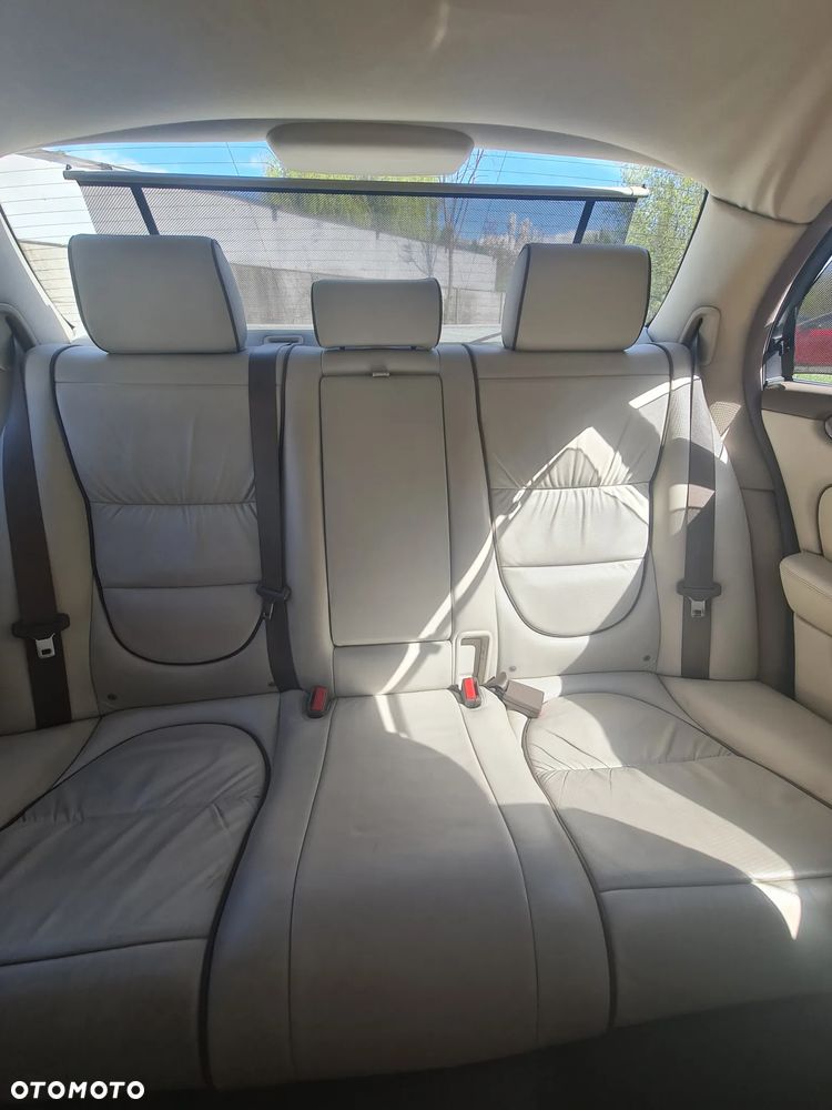 Jaguar XJ XJ8 4.2 LWB Sovereign - 12