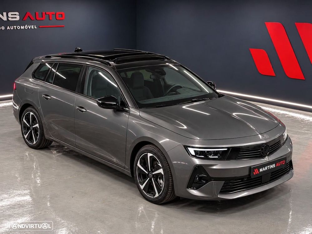 Opel Astra Sports Tourer - 8