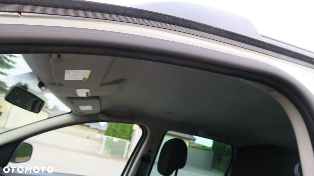 Dacia Duster 1.6 16V 4x2 Essentiel - 18