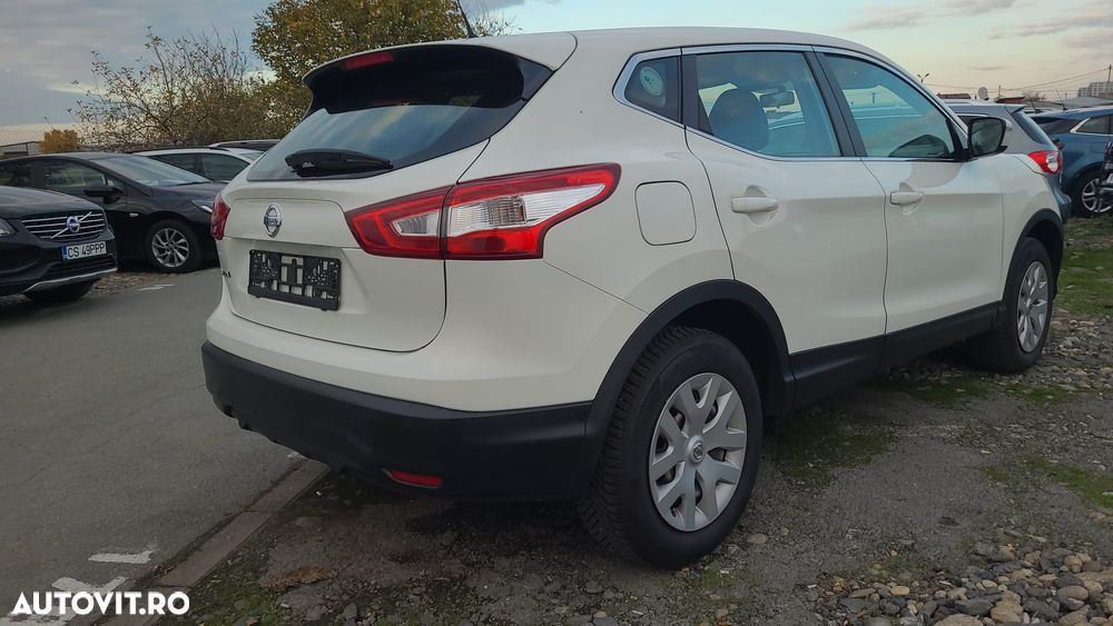 Nissan Qashqai - 4