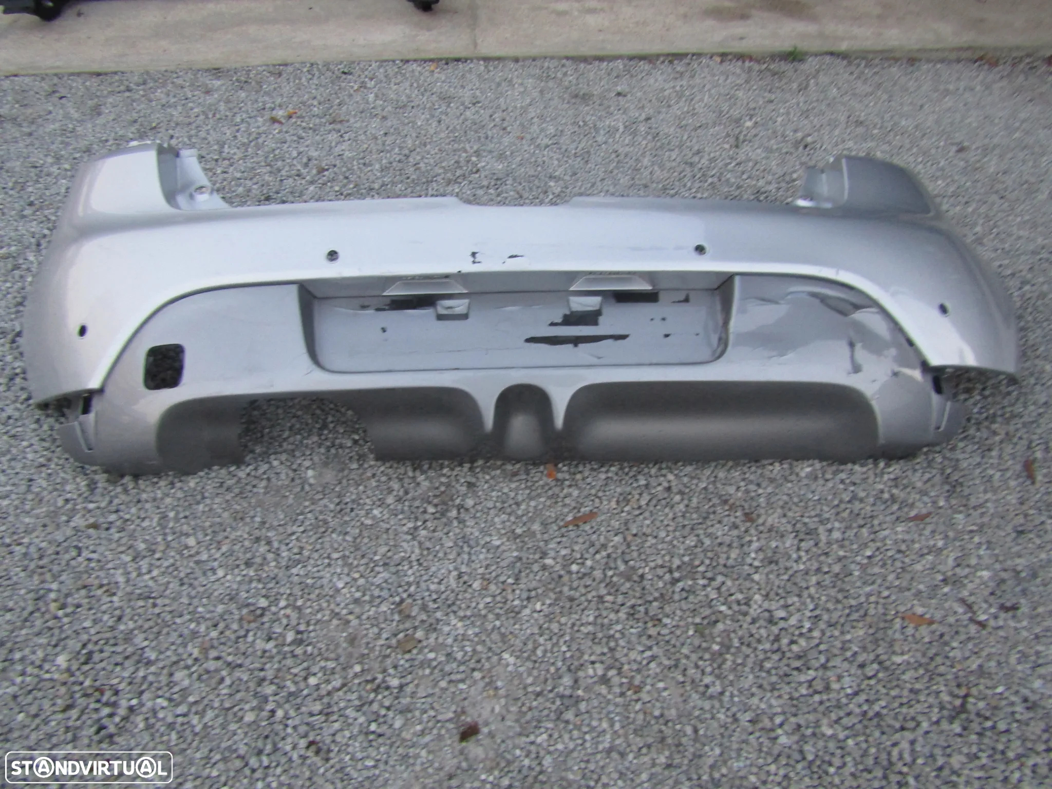 Para-choques traseiro Renault Clio IV GT Line ( c/ danos , ver detalhes) - 6
