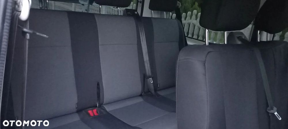 Volkswagen Caravelle 2.0 TDI L1 Comfortline DSG - 23