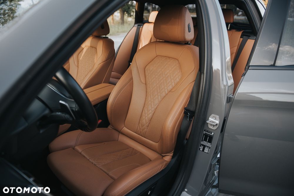 BMW Seria 5 520i - 16