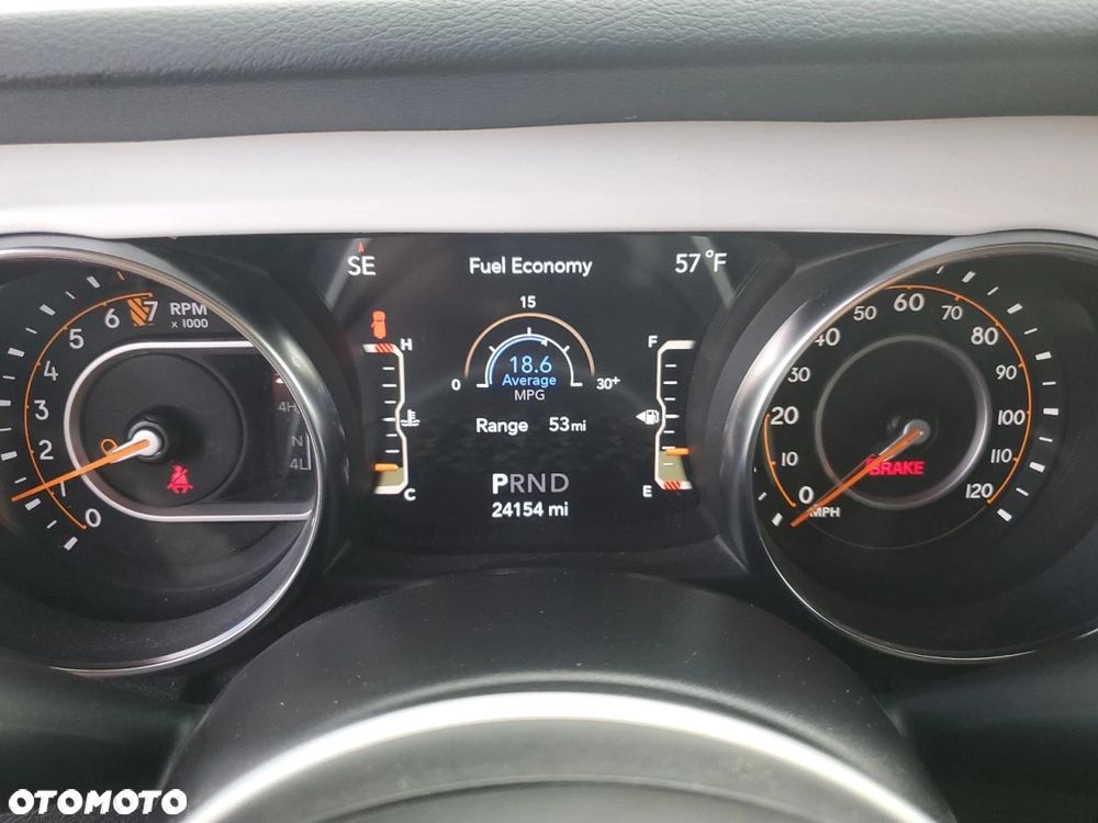 Jeep Wrangler - 10