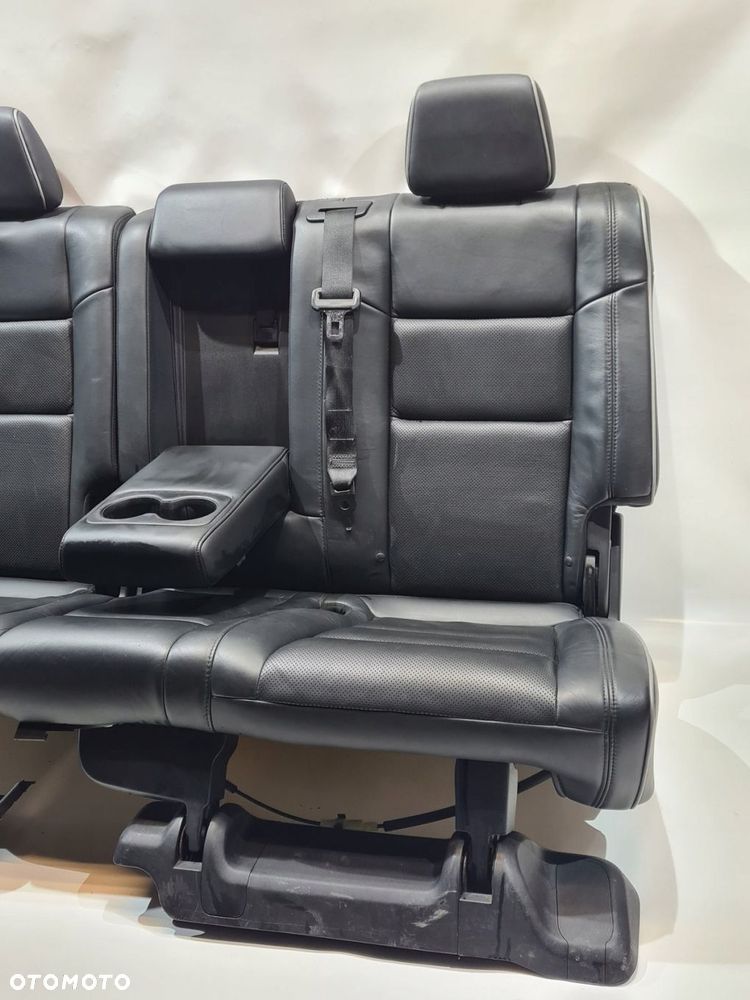 fotele kanapa jeep grand cherokee wk2 11r overland - 3