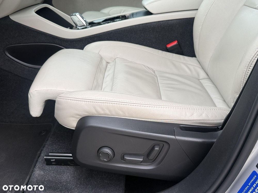 Volvo XC 40 - 13