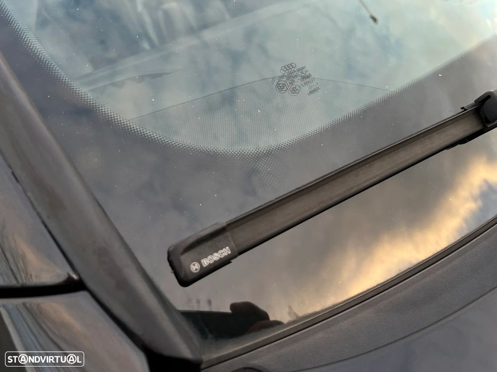 Audi A4 Avant 2.0 TDI S-line - 25