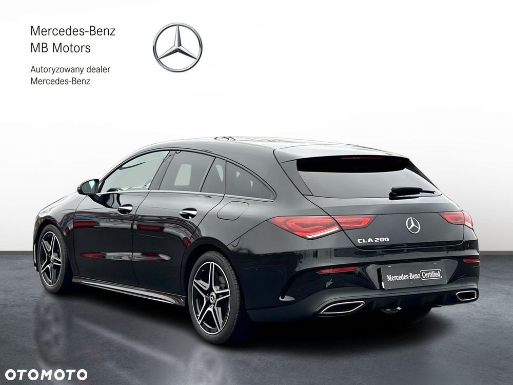 Mercedes-Benz CLA 200 7G-DCT - 4