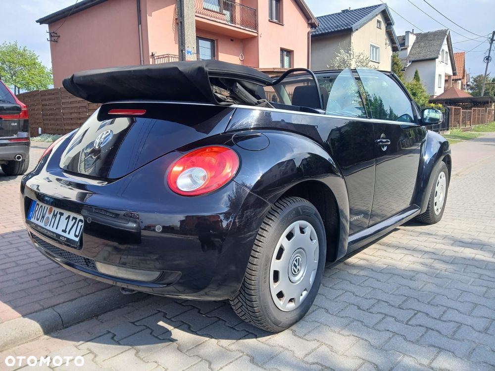 Volkswagen New Beetle 1.6 United - 12