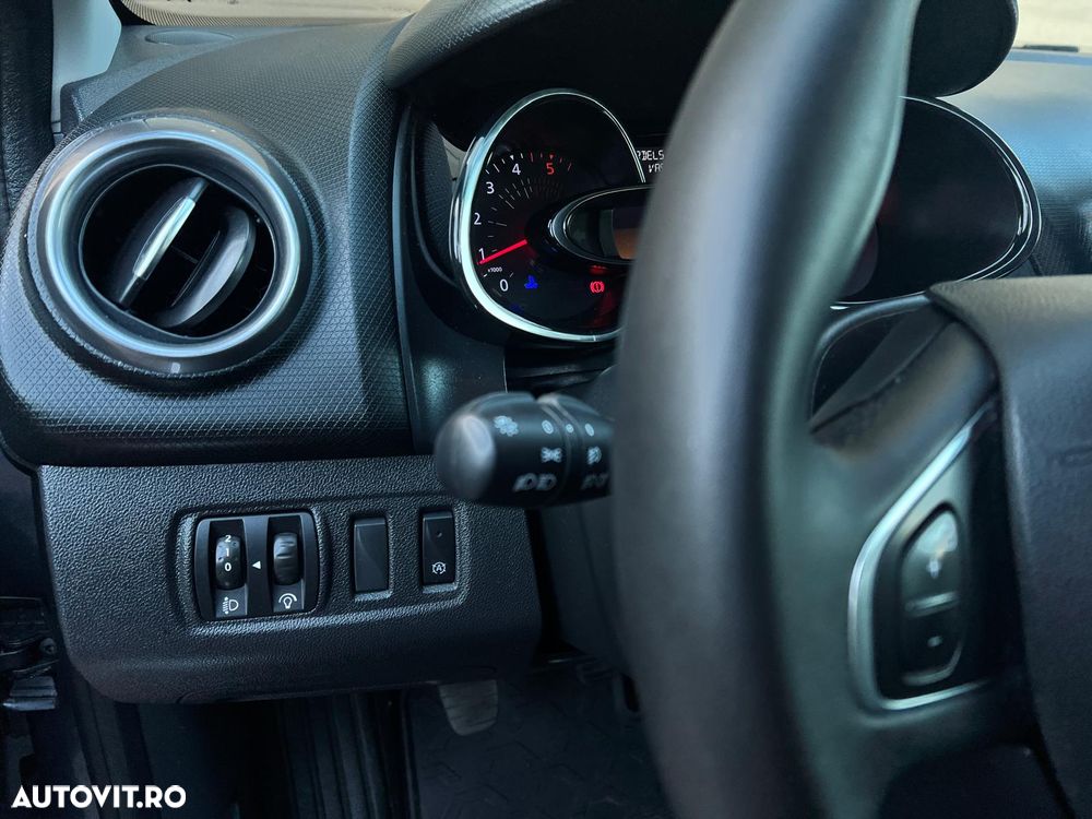 Renault Clio Energy dCi 90 Start & Stop LIMITED - 12