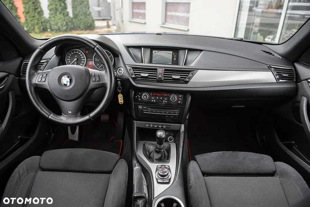 BMW X1 xDrive18d Sport Line - 26