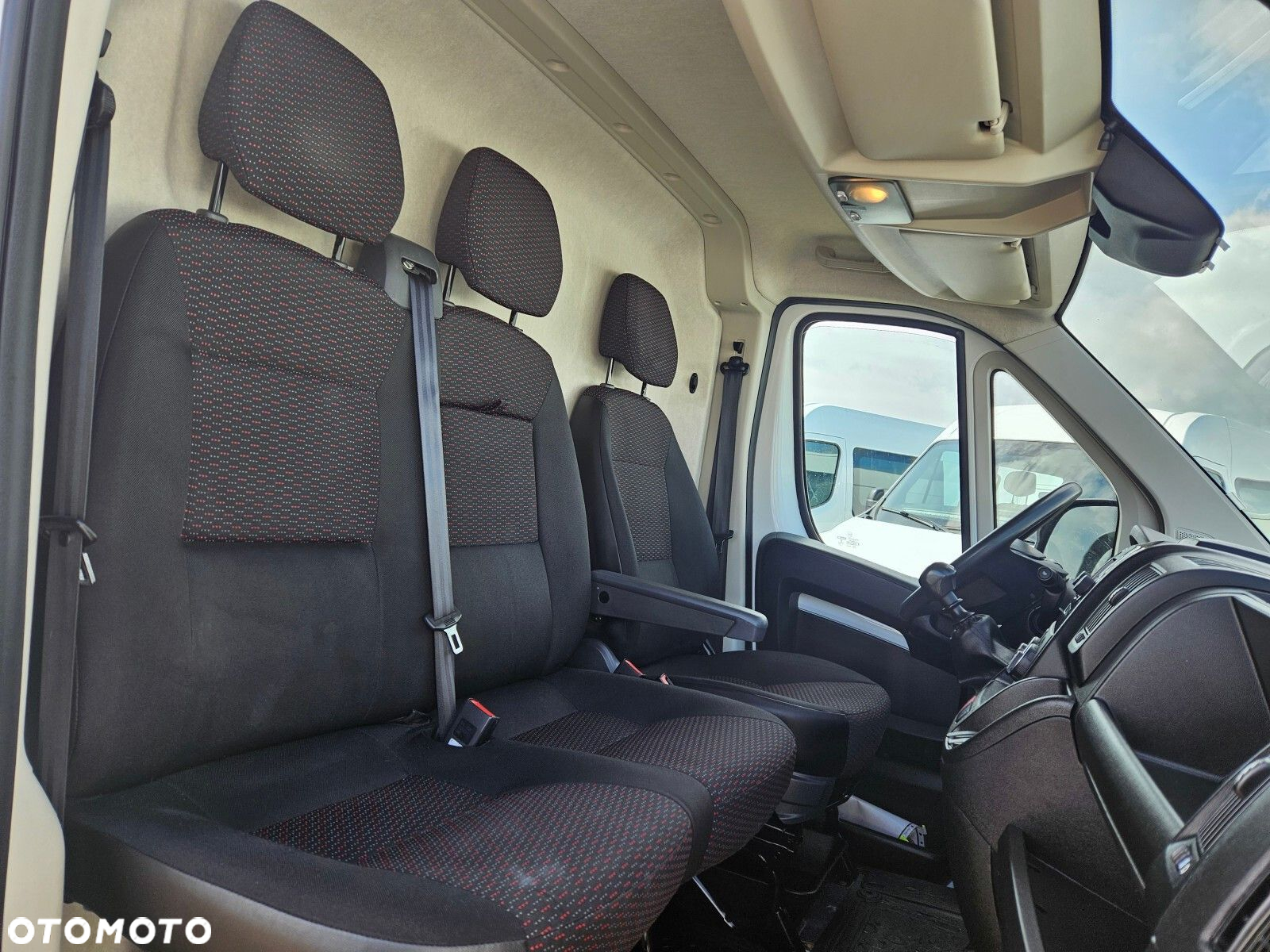 Peugeot boxer L3H2 *59999zł NETTO* 2,2HDi/120KM - 32