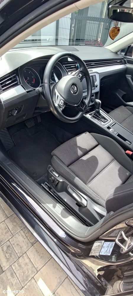 Volkswagen Passat 2.0 TDI BMT Comfortline DSG - 2