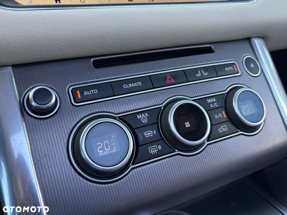 Land Rover Range Rover Sport - 32
