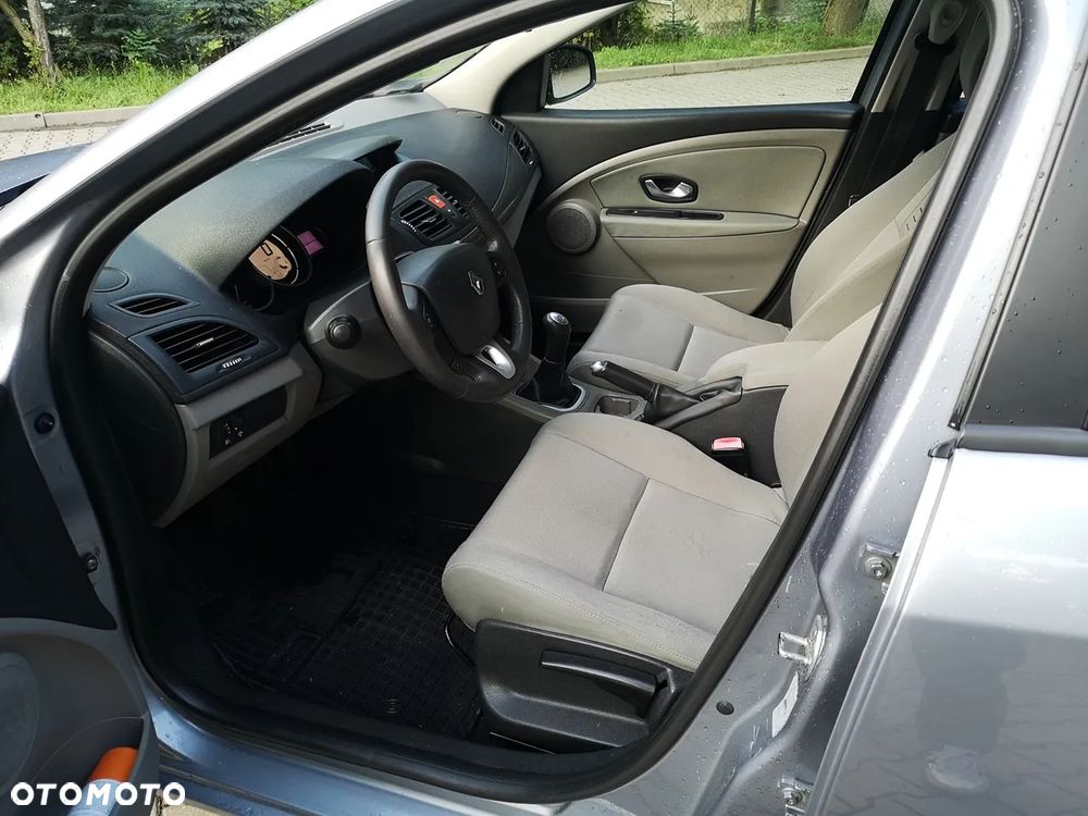 Renault Megane dCi 90 FAP Expression - 7
