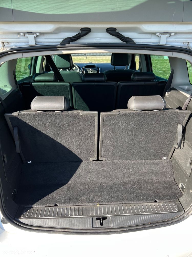 Opel Zafira - 4