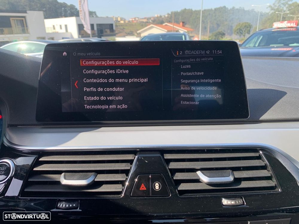 BMW 518 d Pack M Auto - 35