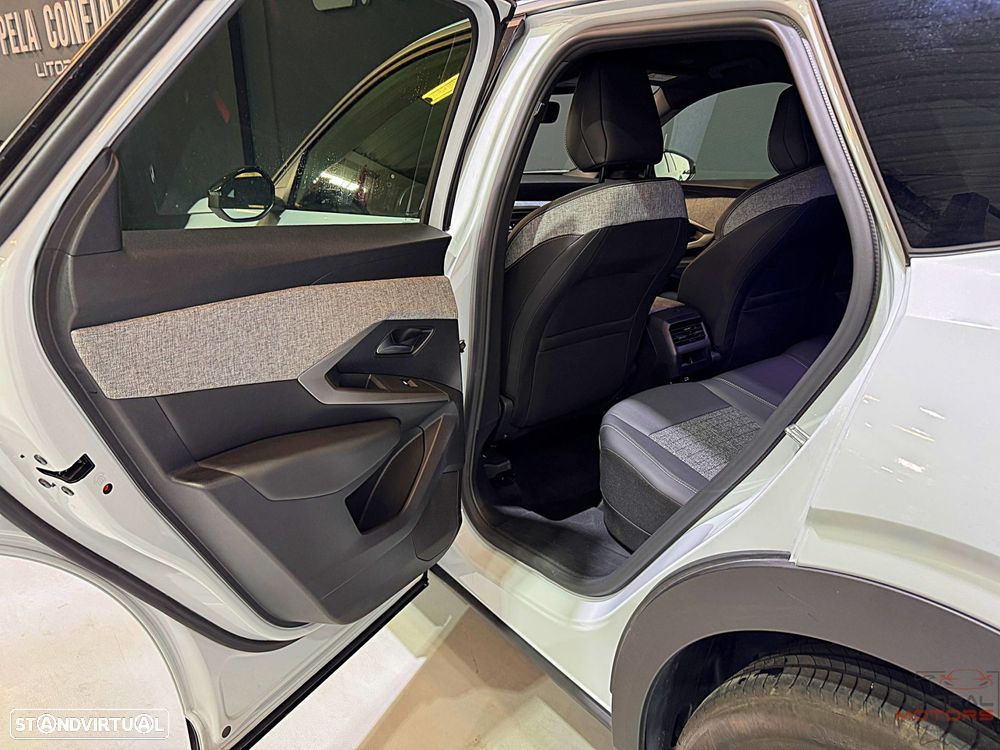 Peugeot 3008 1.2 Hybrid Allure Pack e-DCS6 - 15