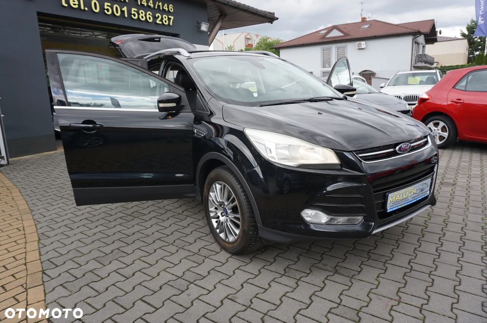Ford Kuga 2.0 TDCi 2x4 Titanium - 11