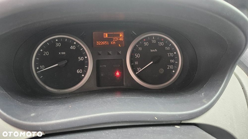 Renault Trafic - 12