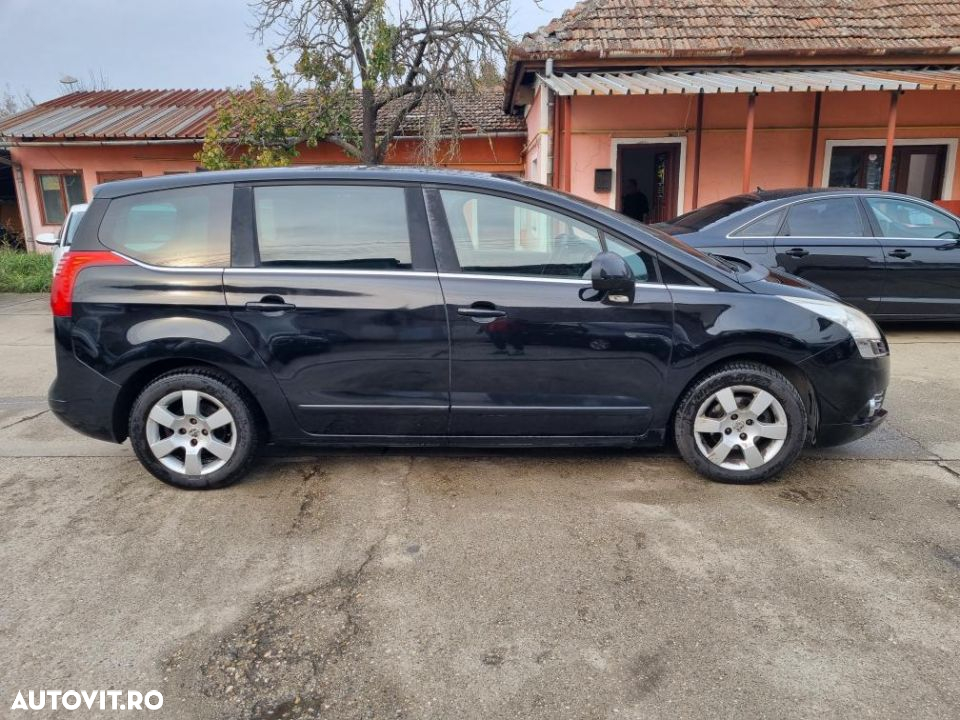 Peugeot 5008 HDI FAP 110 Allure - 10